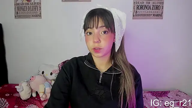 Snapshot of emma_grays2 chatting on June 27, 2026, 7:14 am emma grays2 online show from June 27, 2026, 7:14 am