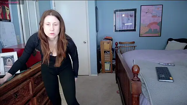 MommyGoddessL online show from March 24, 2026, 3:23 pm