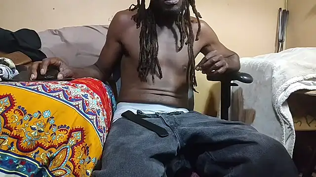 Snapshot of EYEzIAM chatting on October 12, 2025, 12:50 pm EYEzIAM online show from October 12, 2025, 12:50 pm