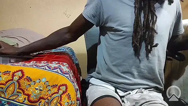 Snapshot of EYEzIAM chatting on October 11, 2025, 2:01 am EYEzIAM online show from October 11, 2025, 2:01 am