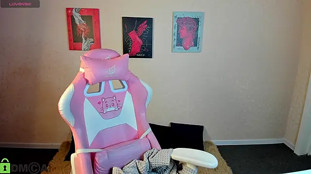 Snapshot of Casey_Sweeet chatting on October 11, 2025, 12:55 am Casey Sweeet online show from October 11, 2025, 12:55 am