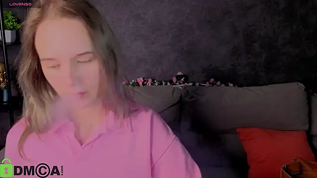 Casey Sweeet online show from December 3, 2025, 1:06 am