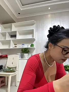 wen521 online show from October 4, 2025, 7:43 am