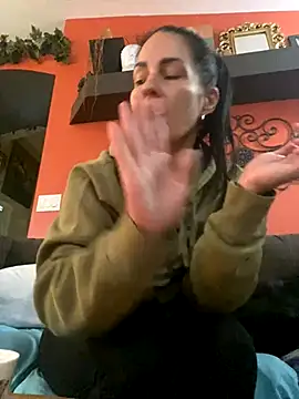 starsaligned online show from November 7, 2025, 5:06 pm