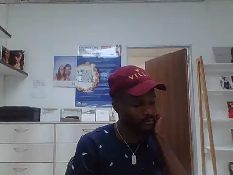 Snapshot of TPNUTS chatting on October 22, 2025, 7:19 am TPNUTS online show from October 22, 2025, 7:19 am