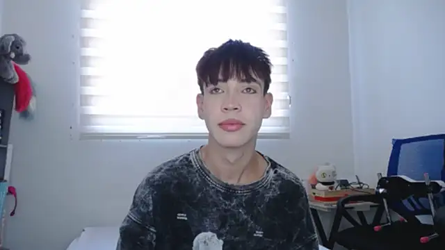 Snapshot of lucky_stricke chatting on September 19, 2025, 8:13 pm lucky stricke online show from September 19, 2025, 8:13 pm