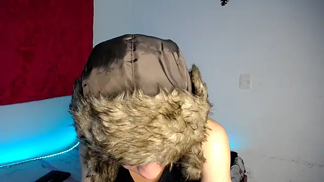 lucky stricke online show from December 21, 2025, 6:37 am