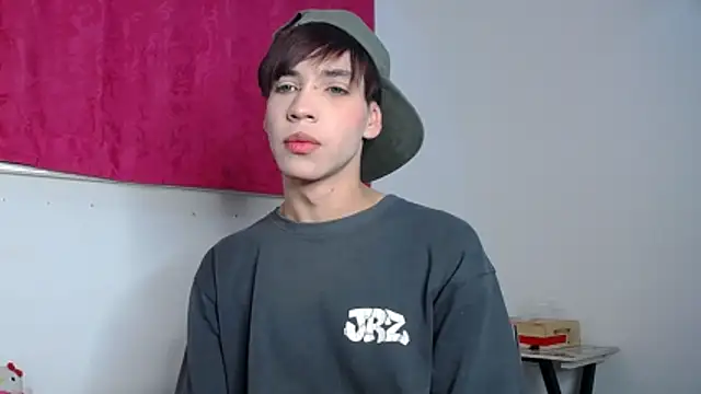 lucky stricke online show from November 8, 2025, 4:27 am