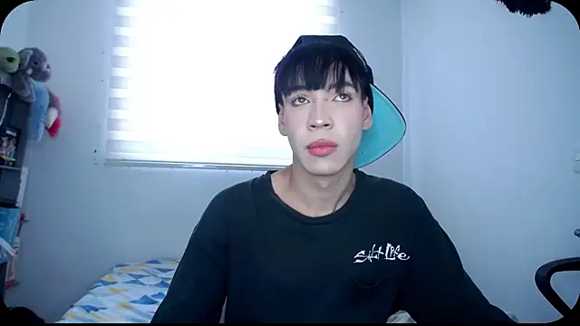 Snapshot of lucky_stricke chatting on September 28, 2025, 8:16 pm lucky stricke online show from September 28, 2025, 8:16 pm