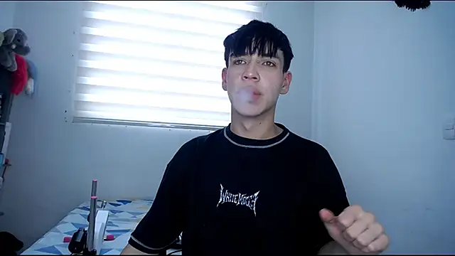 Snapshot of lucky_stricke chatting on September 26, 2025, 8:38 pm lucky stricke online show from September 26, 2025, 8:38 pm