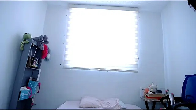 Snapshot of lucky_stricke chatting on September 24, 2025, 8:15 pm lucky stricke online show from September 24, 2025, 8:15 pm