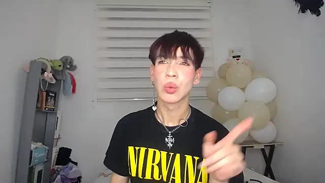 Snapshot of lucky_stricke chatting on October 20, 2025, 3:52 am lucky stricke online show from October 20, 2025, 3:52 am