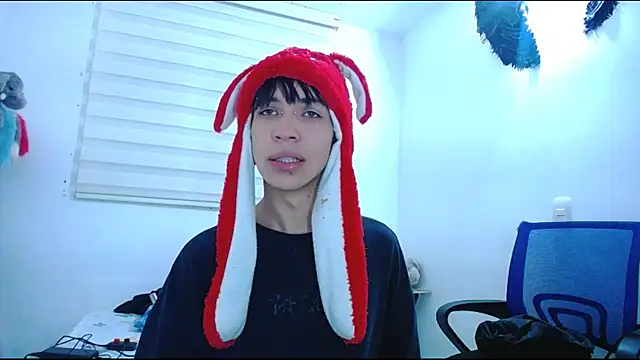 Snapshot of lucky_stricke chatting on October 14, 2025, 4:46 am lucky stricke online show from October 14, 2025, 4:46 am