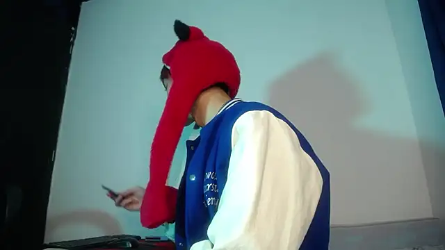 lucky stricke online show from March 22, 2026, 5:21 am