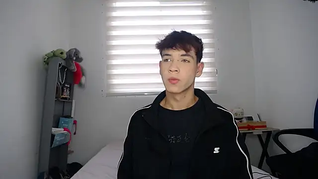 Snapshot of lucky_stricke chatting on September 22, 2025, 8:59 pm lucky stricke online show from September 22, 2025, 8:59 pm