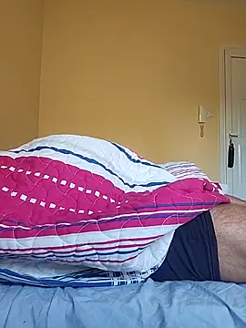 Nesch82 online show from February 20, 2026, 6:59 am