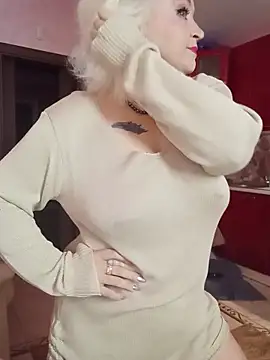 Snapshot of SquirtMilf00 chatting on October 9, 2025, 1:50 am SquirtMilf00 online show from October 9, 2025, 1:50 am