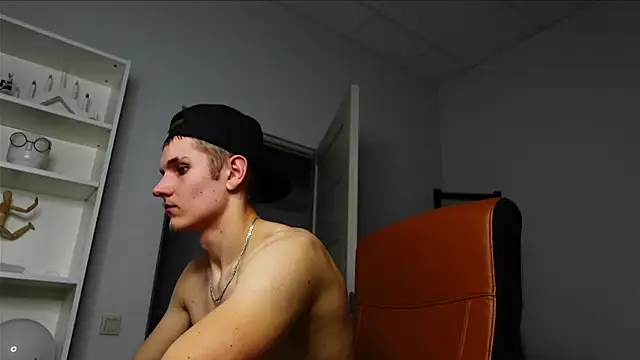 Mark Karson online show from September 25, 2025, 7:20 pm