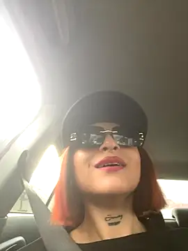 DanteAndVictoria online show from October 16, 2025, 8:28 pm