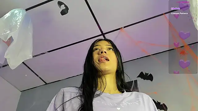 Snapshot of _jasmine_blush chatting on November 1, 2025, 12:21 pm  jasmine blush online show from November 1, 2025, 12:21 pm