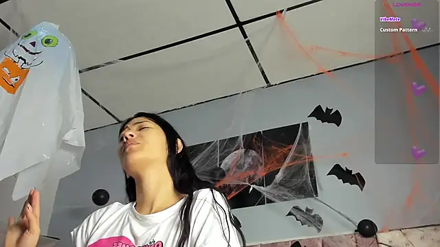 Snapshot of _jasmine_blush chatting on October 31, 2025, 12:02 pm  jasmine blush online show from October 31, 2025, 12:02 pm