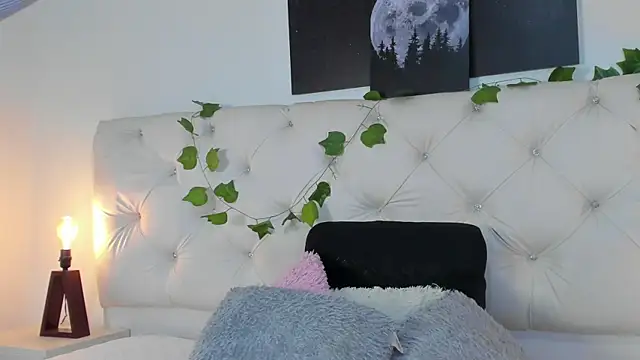 Snapshot of _jasmine_blush chatting on September 30, 2025, 2:34 pm  jasmine blush online show from September 30, 2025, 2:34 pm