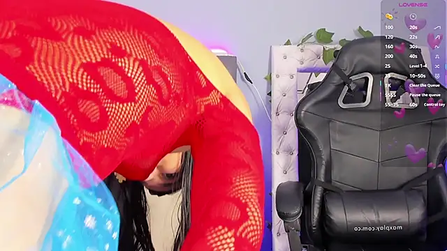 Snapshot of _jasmine_blush chatting on October 14, 2025, 1:56 pm  jasmine blush online show from October 14, 2025, 1:56 pm