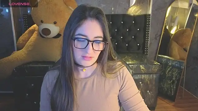 Snapshot of Soffi_betacur_b chatting on October 28, 2025, 3:07 am Soffi betacur b online show from October 28, 2025, 3:07 am