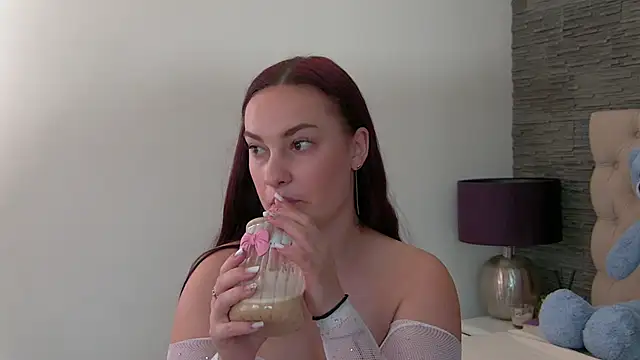 Candy Babe  online show from October 31, 2025, 5:26 am