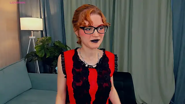 Snapshot of EdlinGathright chatting on October 5, 2025, 4:03 am EdlinGathright online show from October 5, 2025, 4:03 am