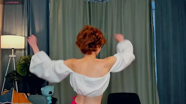 Snapshot of EdlinGathright chatting on September 29, 2025, 4:08 am EdlinGathright online show from September 29, 2025, 4:08 am