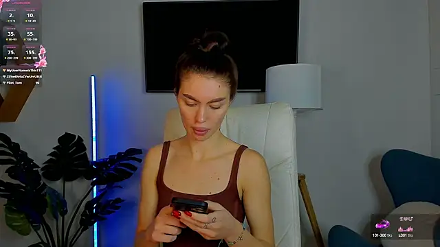 Snapshot of Cherry___Kiss chatting on October 3, 2025, 6:20 pm Cherry Kiss online show from October 3, 2025, 6:20 pm