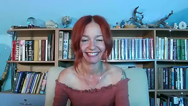 Snapshot of Foxilady357 chatting on July 14, 2026, 4:35 pm Foxilady357 online show from July 14, 2026, 4:35 pm