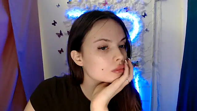 Snapshot of Ariella_ari chatting on October 2, 2025, 12:41 pm Ariella ari online show from October 2, 2025, 12:41 pm