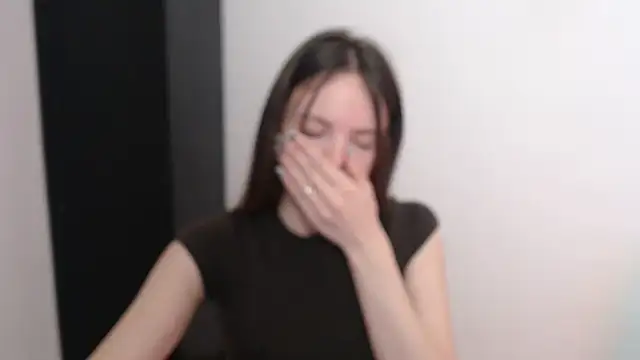 Snapshot of Ariella_ari chatting on October 11, 2025, 7:20 am Ariella ari online show from October 11, 2025, 7:20 am