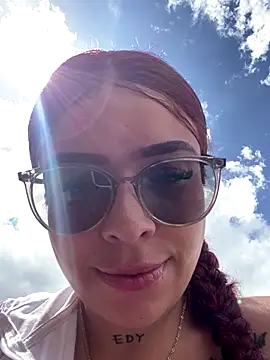 Snapshot of haally-mll chatting on September 22, 2025, 6:25 pm haally-mll online show from September 22, 2025, 6:25 pm