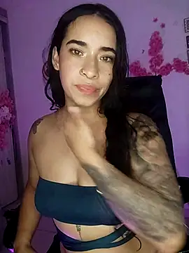 Valenn fernandez online show from July 31, 2026, 11:57 pm