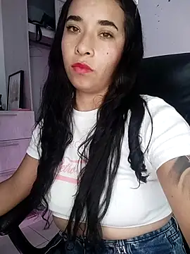 Valenn fernandez online show from June 27, 2026, 8:48 pm