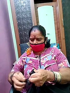 amuthasree online show from October 18, 2025, 4:47 am