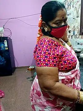 amuthasree online show from October 8, 2025, 10:43 pm