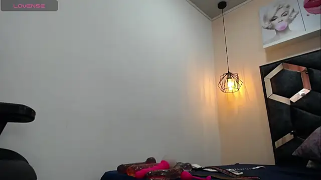 Snapshot of Taboo-AliyahRyan chatting on October 8, 2025, 12:17 pm Taboo-AliyahRyan online show from October 8, 2025, 12:17 pm