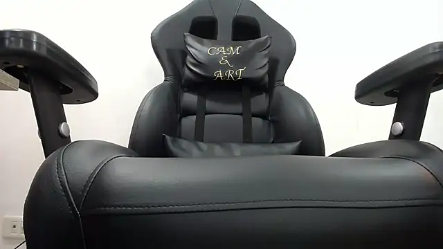 Snapshot of Taboo-AliyahRyan chatting on October 20, 2025, 12:17 pm Taboo-AliyahRyan online show from October 20, 2025, 12:17 pm