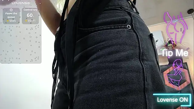 Snapshot of Taboo-AliyahRyan chatting on October 31, 2025, 12:13 pm Taboo-AliyahRyan online show from October 31, 2025, 12:13 pm