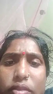 Guriya0076 online show from May 27, 2026, 11:17 am
