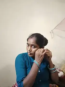 Guriya0076 online show from July 3, 2026, 11:50 am