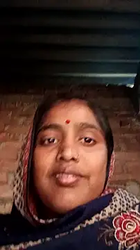 Snapshot of Guriya0076 chatting on February 6, 2026, 3:02 am Guriya0076 online show from February 6, 2026, 3:02 am