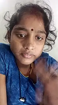 Snapshot of Guriya0076 chatting on October 5, 2025, 5:42 am Guriya0076 online show from October 5, 2025, 5:42 am