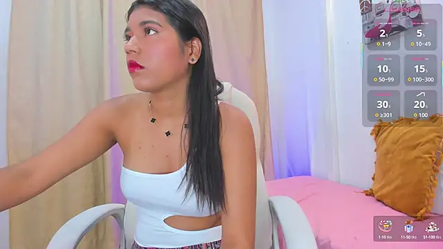 andrea sanchezz online show from September 16, 2025, 1:34 pm