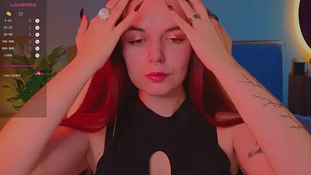 BellaDevile  online show from October 10, 2025, 7:42 am