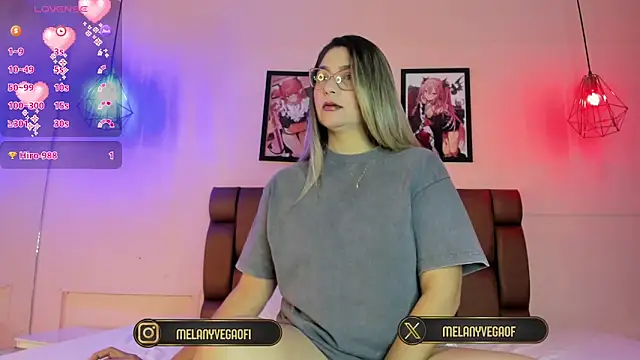 MelanyVegas online show from December 19, 2025, 8:38 am